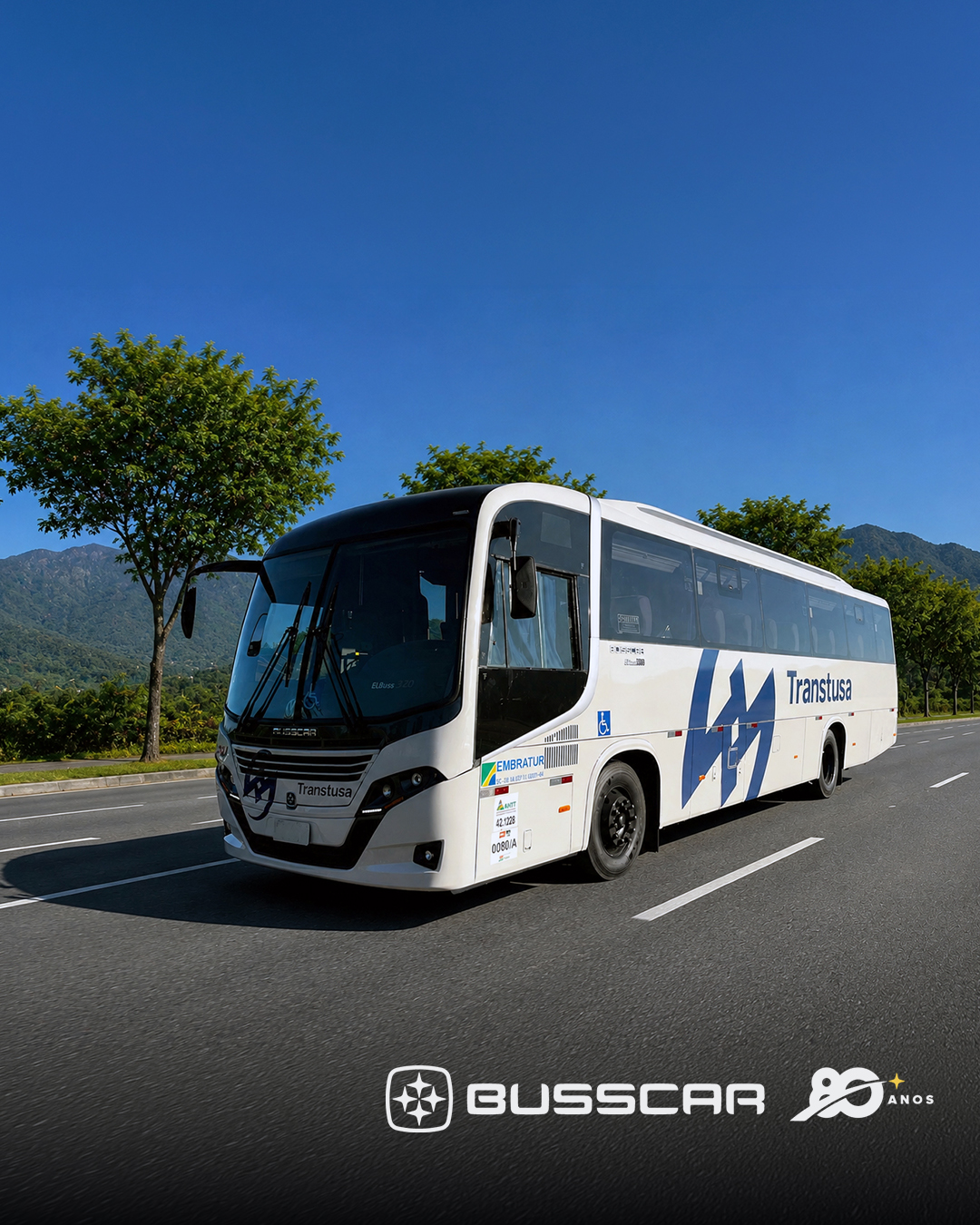 BUSSCAR entrega nova unidade do El Buss 320 para operações da Transtusa